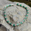 Pulsera de eslabones de cadena hecha a mano para hombre con piedra preciosa de esmeralda verde