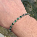Pulsera de eslabones de cadena hecha a mano para hombre con piedra preciosa de esmeralda verde