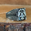 Anillo de hombre con figura de águila de piedra de ónix plateado