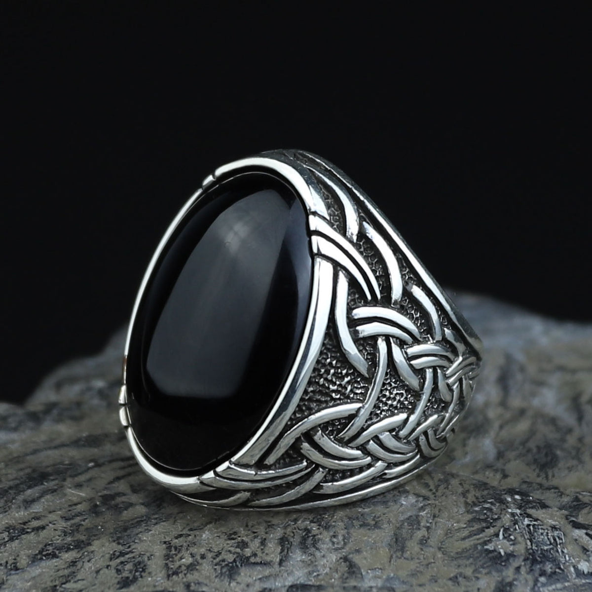 Men Silver Onyx Signet Ring, Engraved Onyx Oval Ring, Onyx Large Ring, Pinky Men Ring, Onyx Statement Ring, Gift For Men, Mens Gift