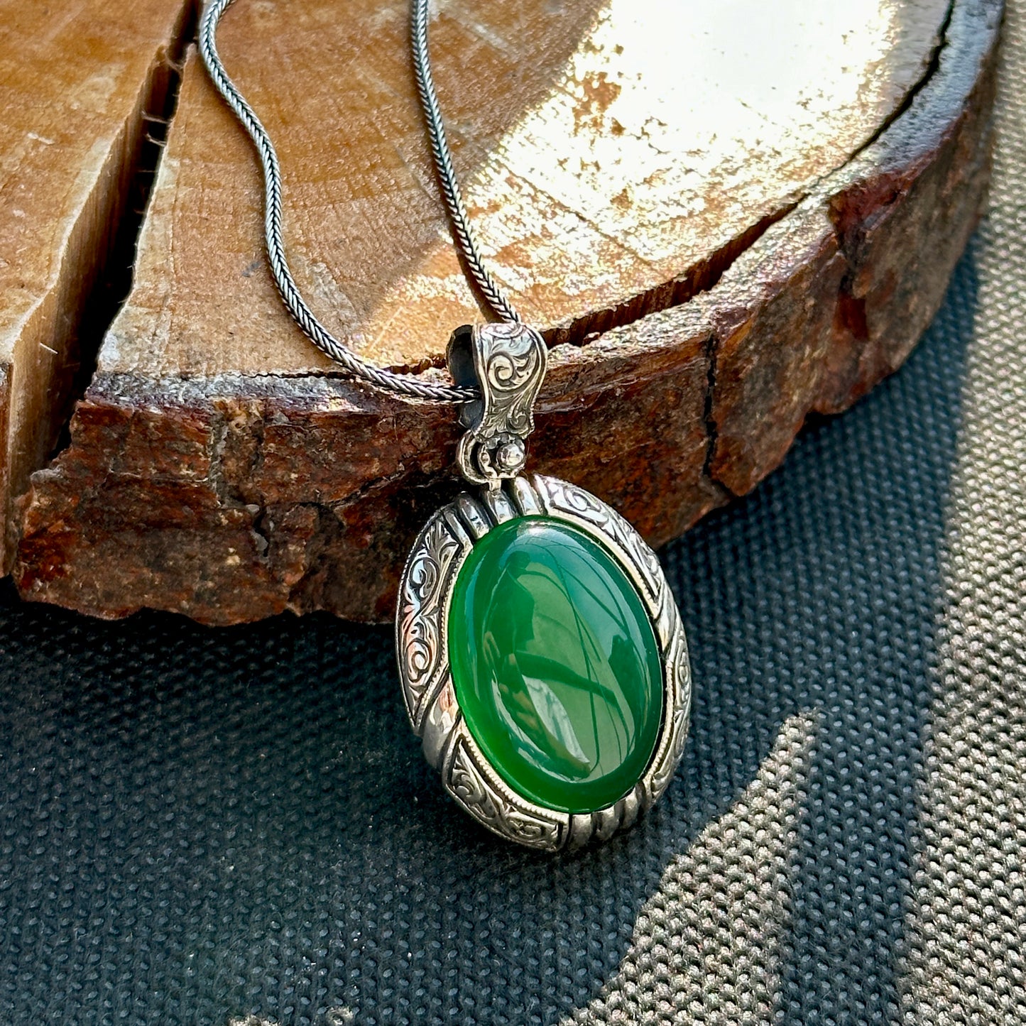 Silver Handmade Natural Green Jade Gemstone Necklace