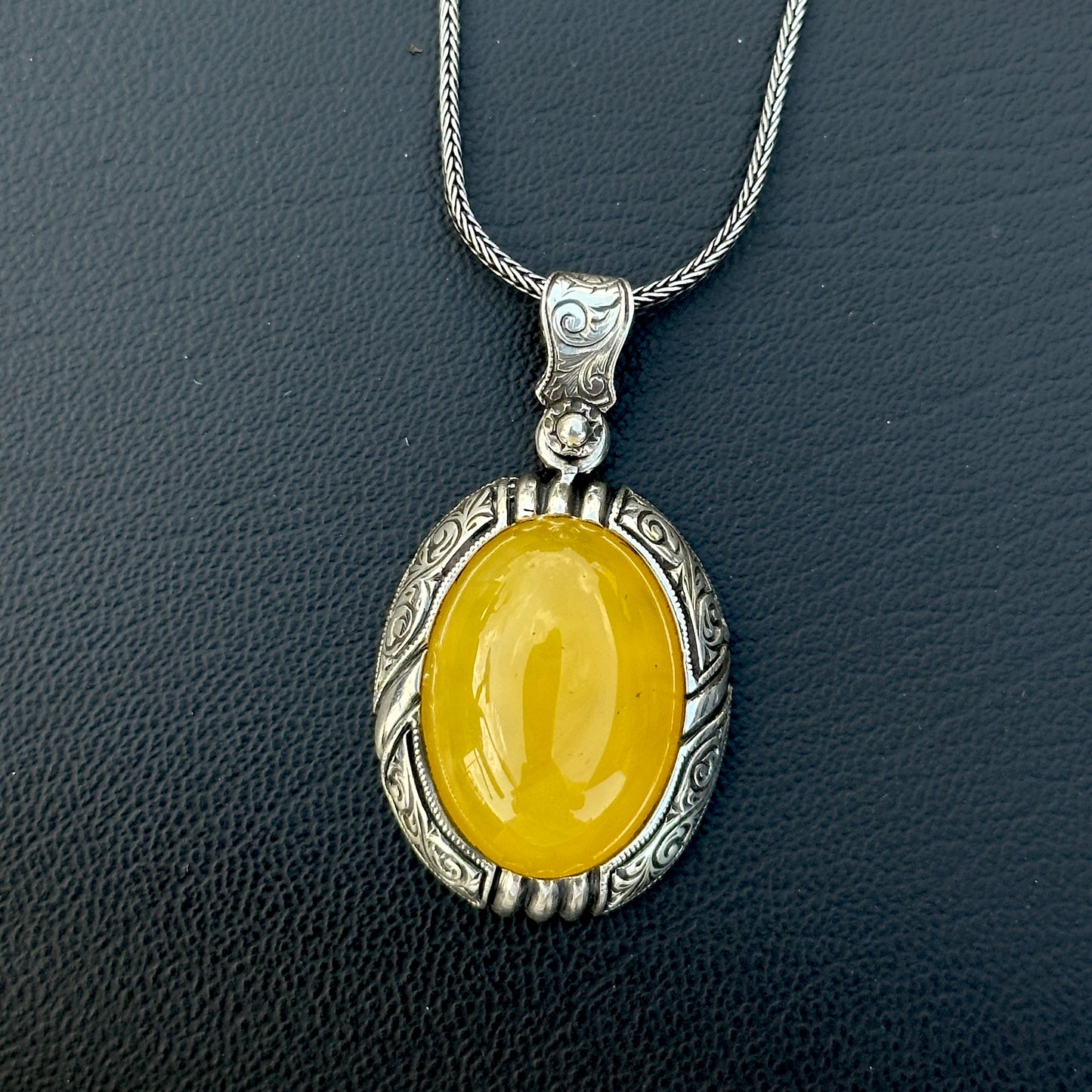 Men Silver Handmade Engraved Yellow Agate Necklace