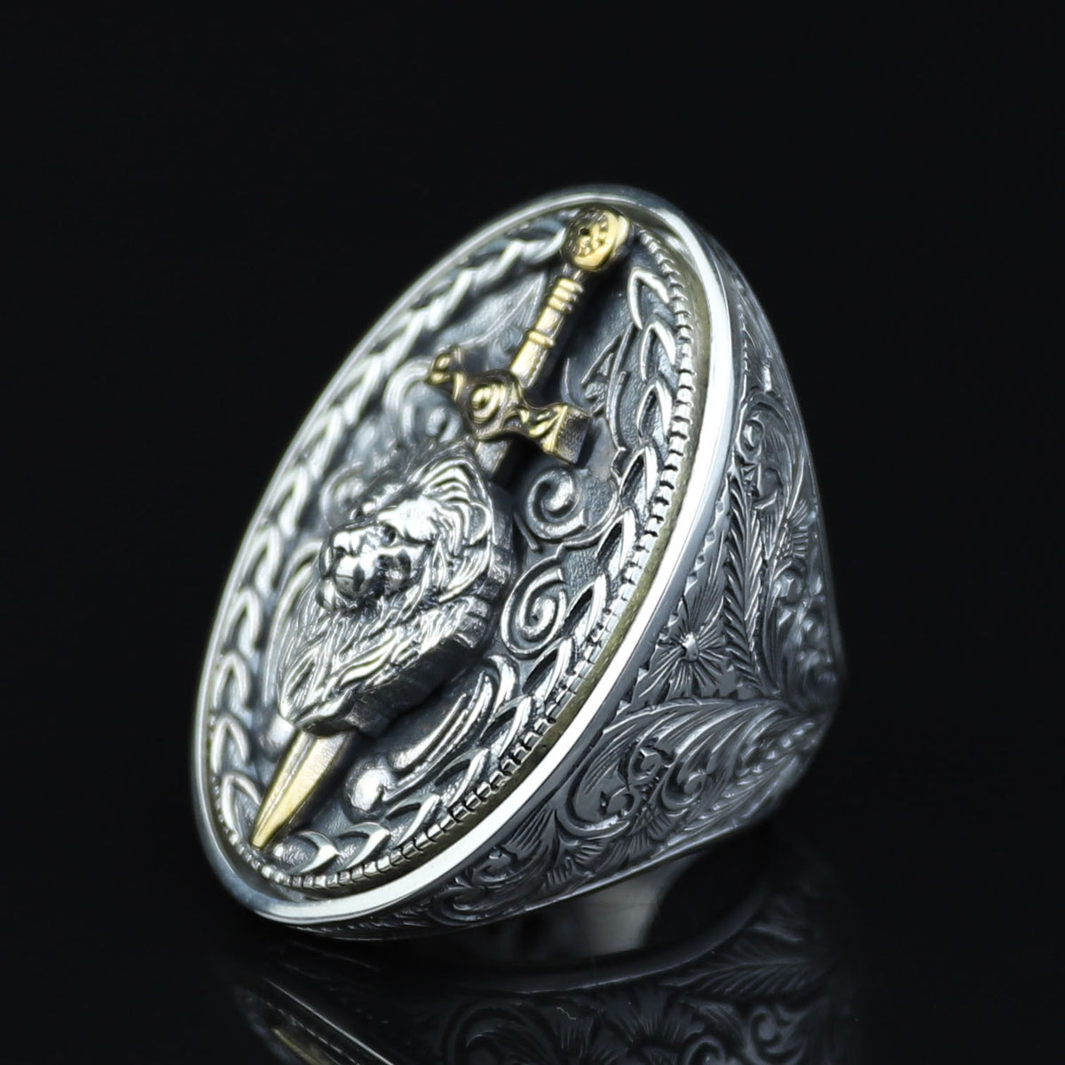 925 Silver Large Leon Head Ring, Lion Sword Figured Ring, Hand Engraved Leon Signet Ring, 925 Sterling Silver, Solid Silver Ring