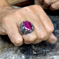 Herrenring aus Silber, handgefertigt, mit natürlichem rotem Rubin