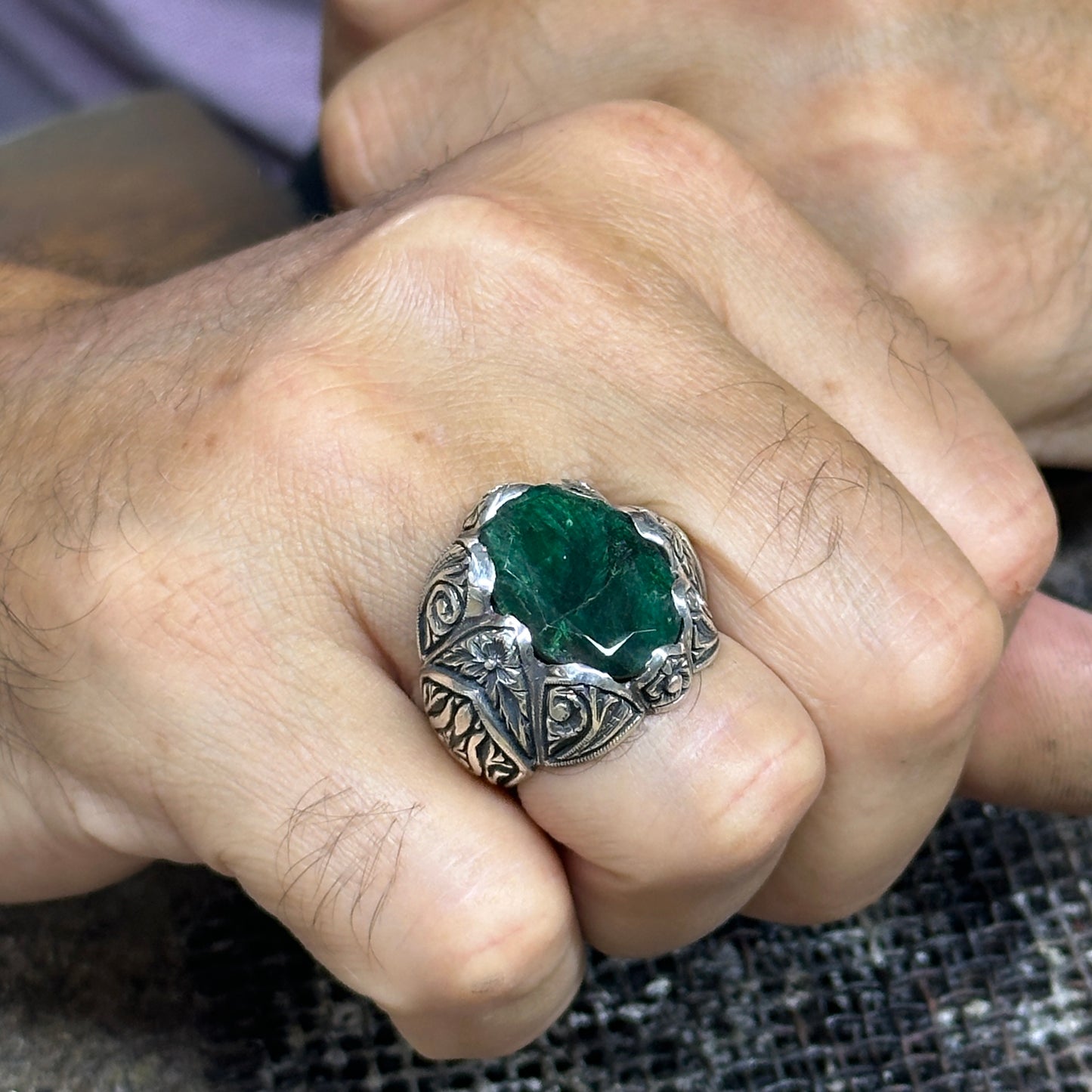 Men Silver Emerald Gemstone Engraved Handmade Ring