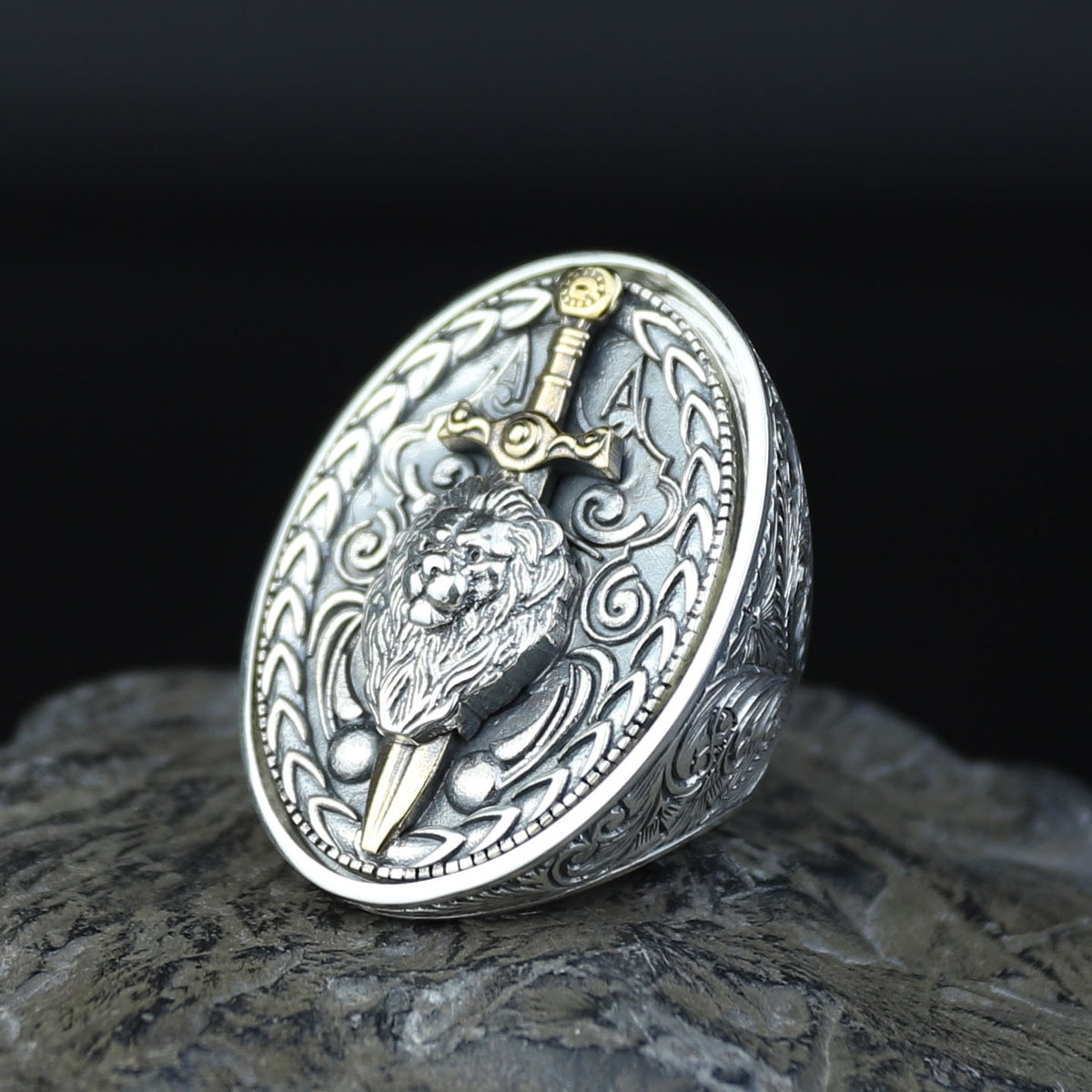 925 Silver Large Leon Head Ring, Lion Sword Figured Ring, Hand Engraved Leon Signet Ring, 925 Sterling Silver, Solid Silver Ring