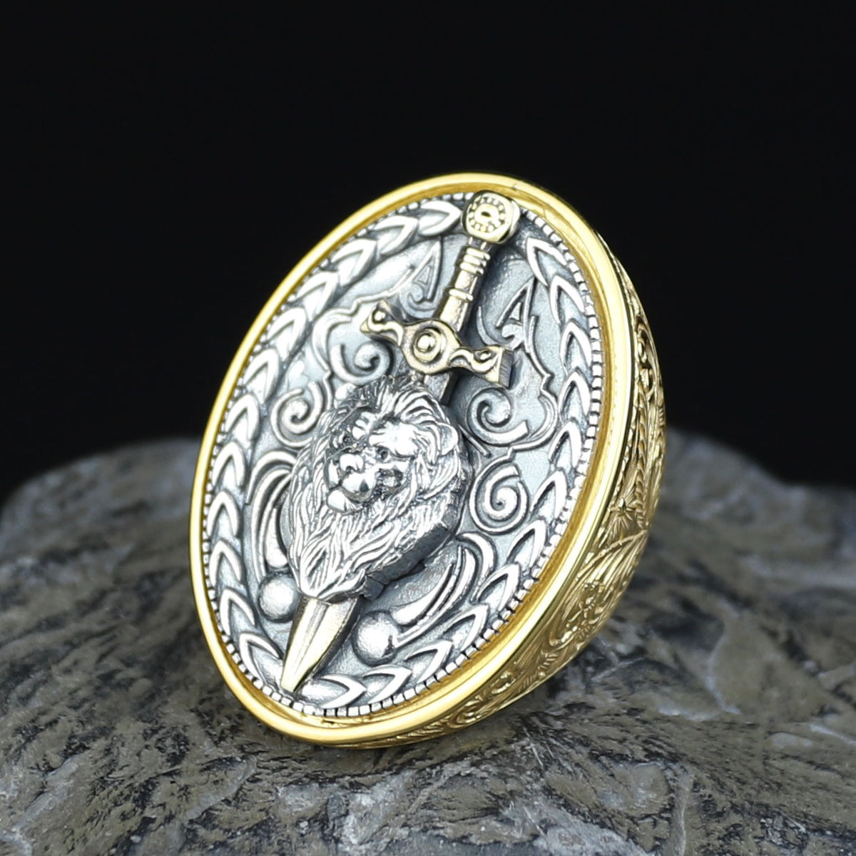 Men Leon Head Sword Figured Ring, 18K Gold Engraved Leon Figured Ring, Handmade Warrior Large Ring, Hand-Engraved Ring, 925 Silver