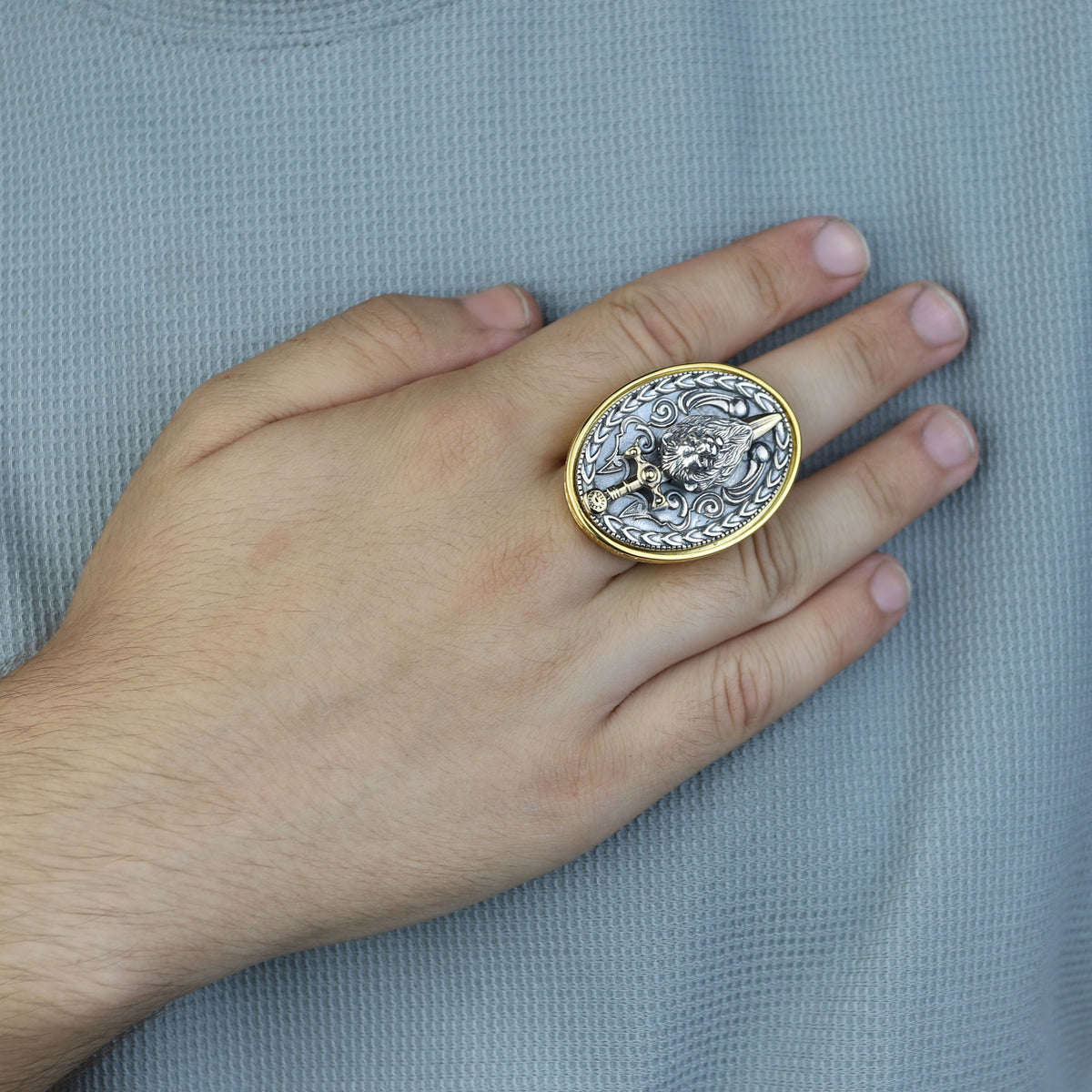 Men Leon Head Sword Figured Ring, 18K Gold Engraved Leon Figured Ring, Handmade Warrior Large Ring, Hand-Engraved Ring, 925 Silver