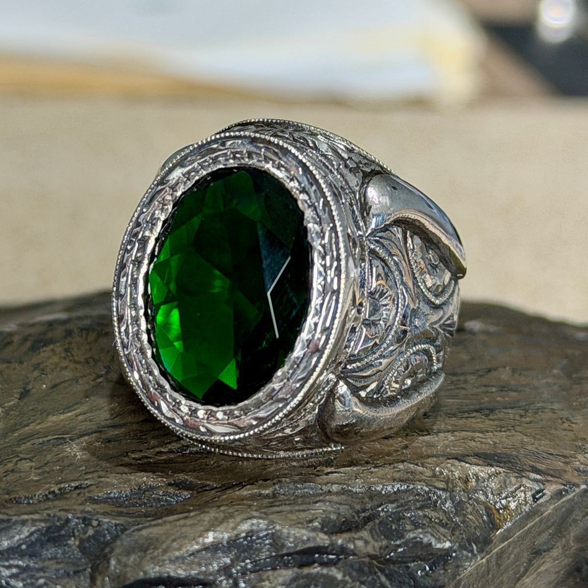 925 Sterling Silver Oval Cut Green Emerald Gemstone Ottoman Style Ring