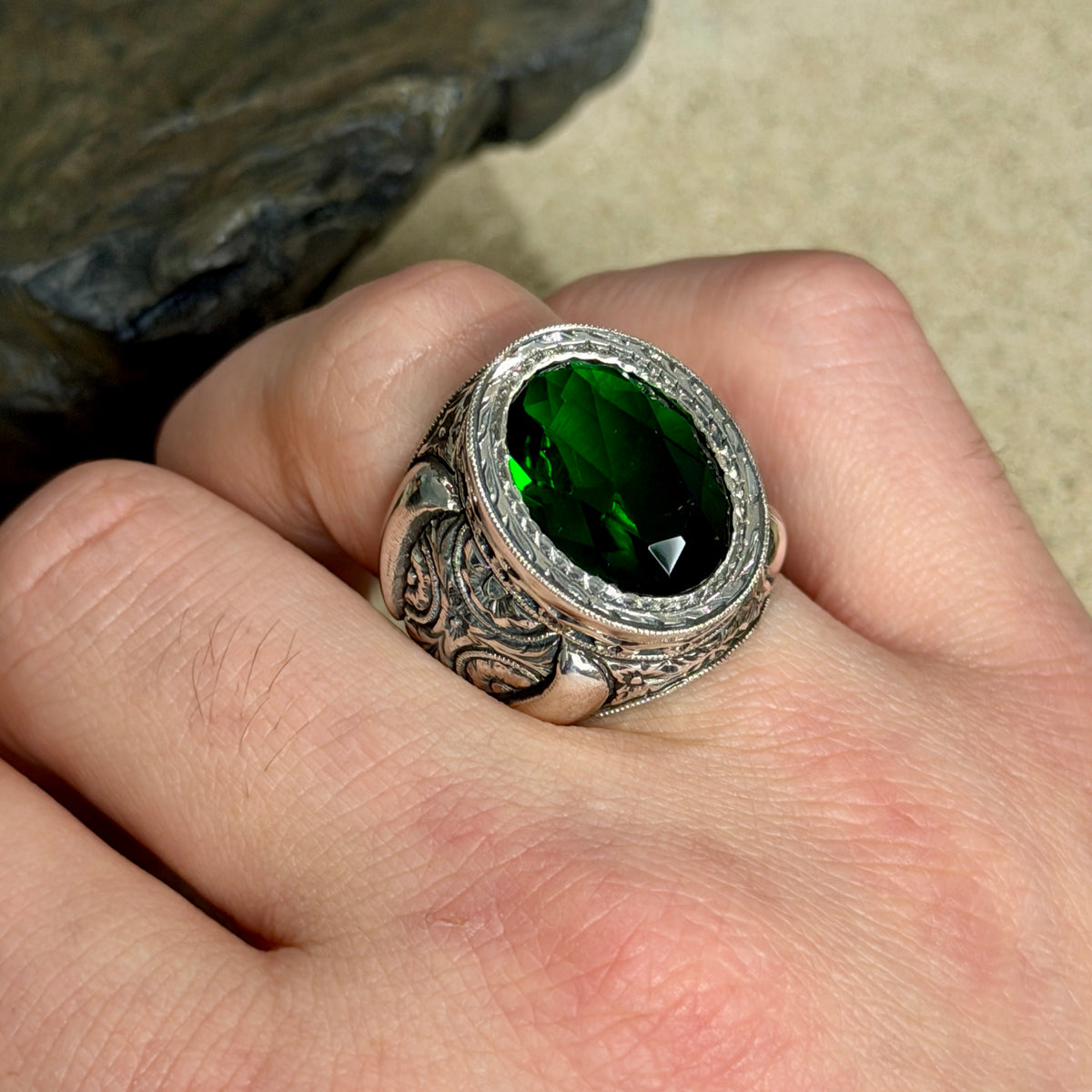925 Sterling Silver Oval Cut Green Emerald Gemstone Ottoman Style Ring
