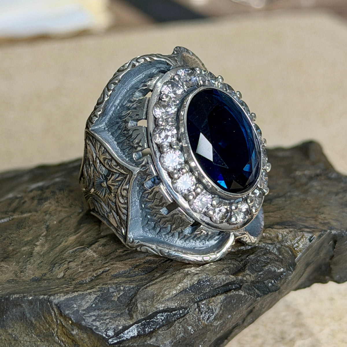 925 Sterling Silver Sapphire And Moissanite Gemstone Engraved Ring