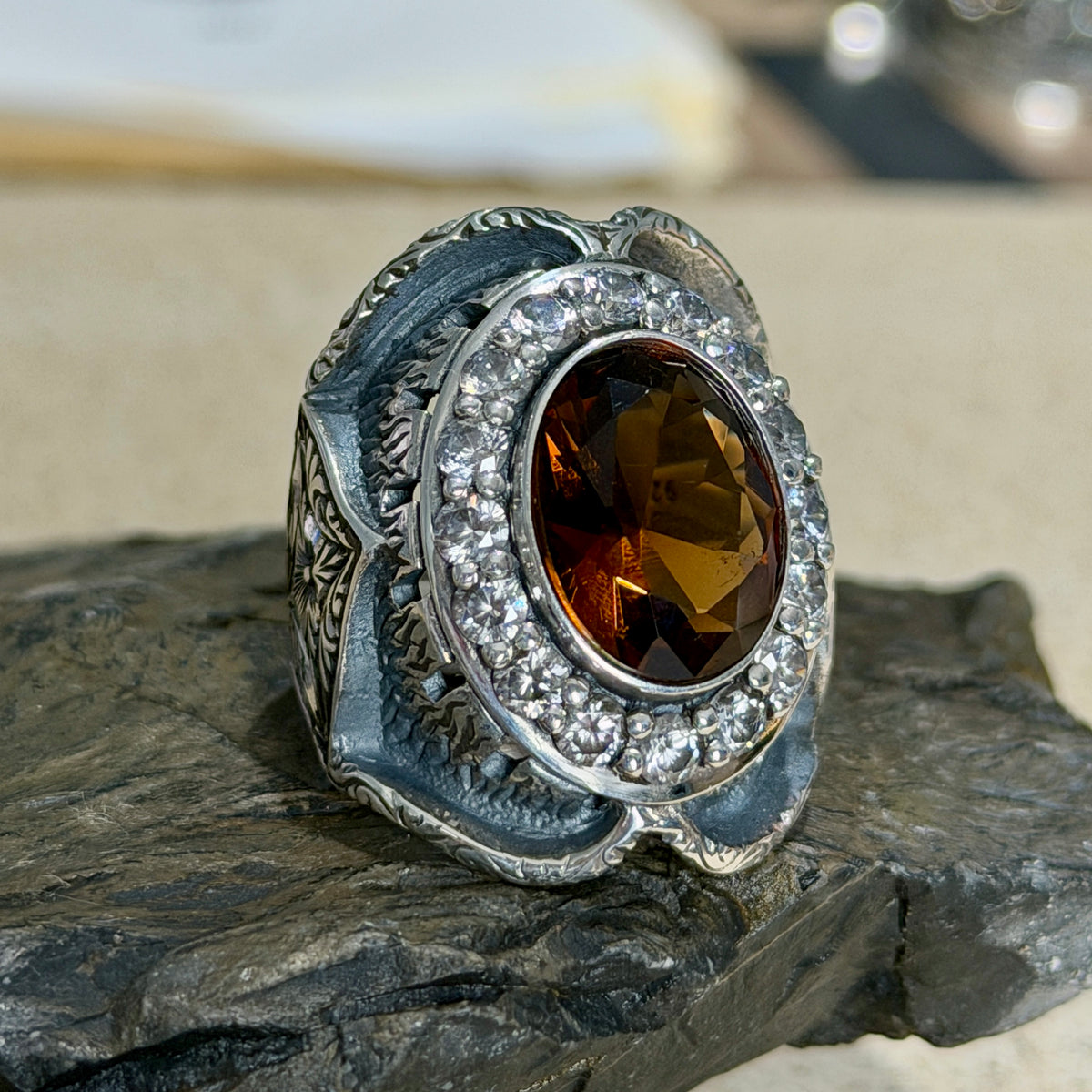 925 Sterling Silver Zultanite Gemstone Vintage Engraved Ring