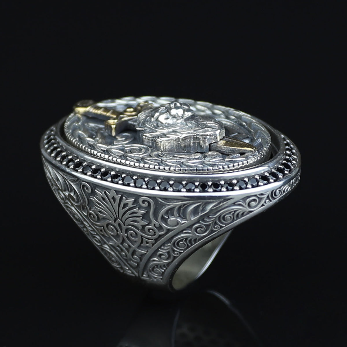 925 Silver Large Sword Leon Head Ring, Onyx Stone Men Ring, Hand Engraved Leon Signet Ring, 925 Sterling Silver
