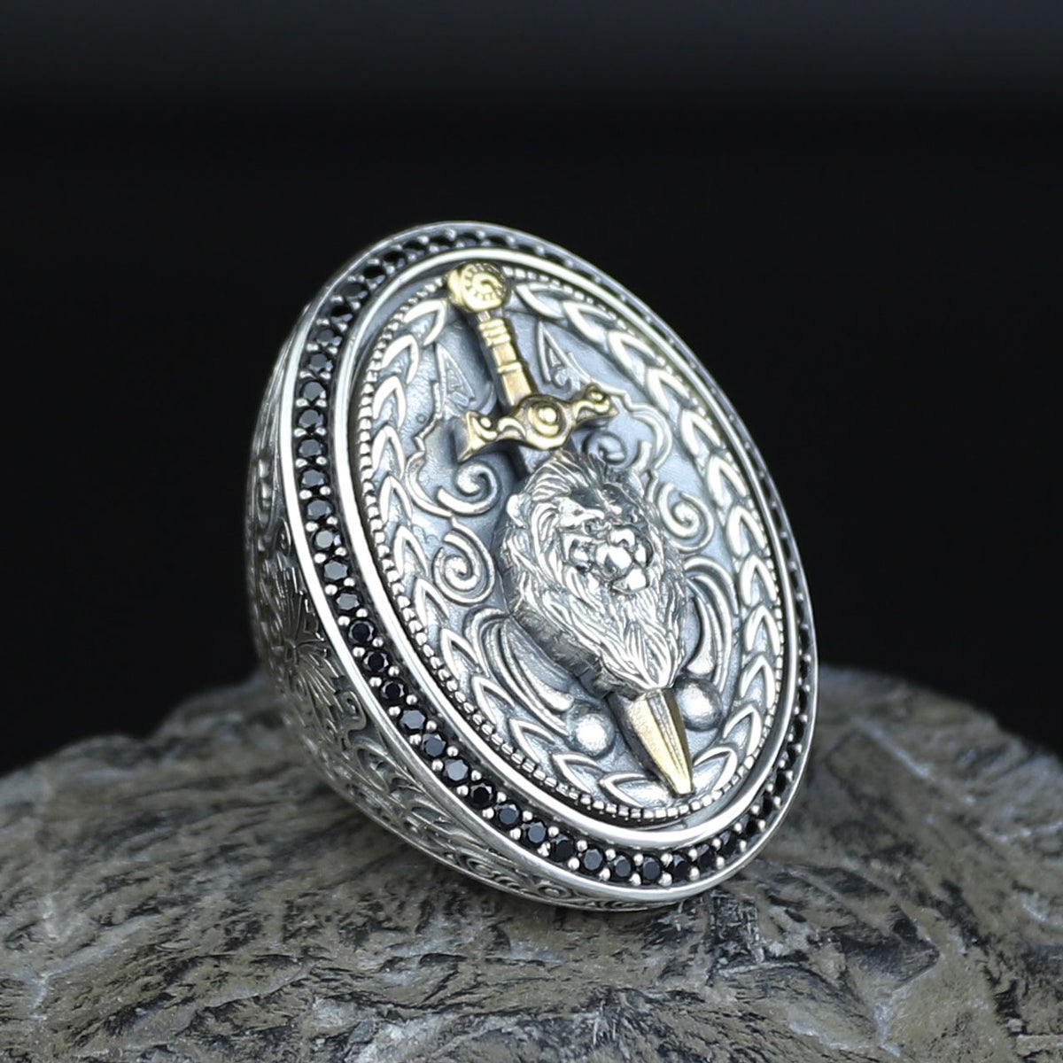 925 Silver Large Sword Leon Head Ring, Onyx Stone Men Ring, Hand Engraved Leon Signet Ring, 925 Sterling Silver