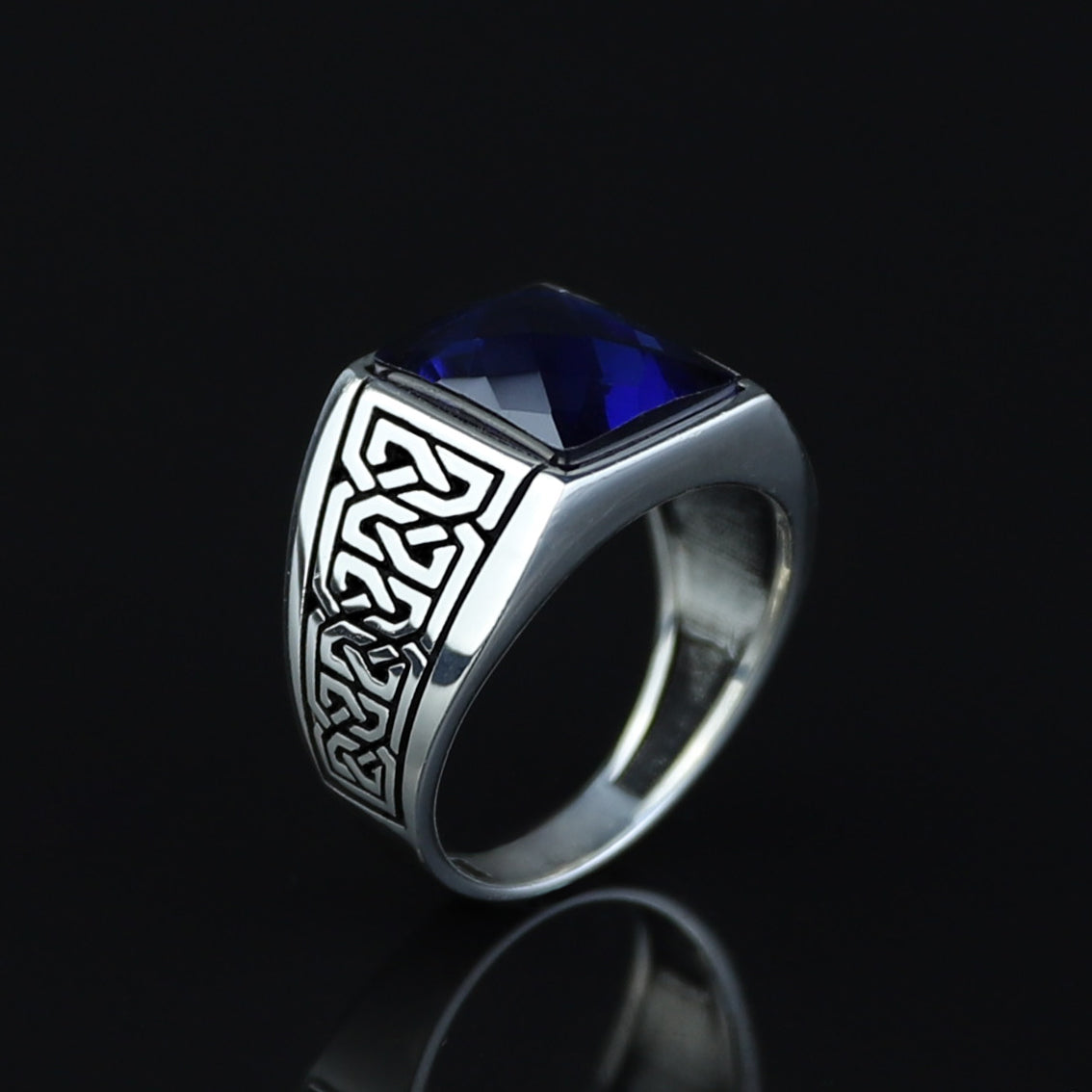 Men Handmade Blue Zircon Sapphire Gemstone Ring