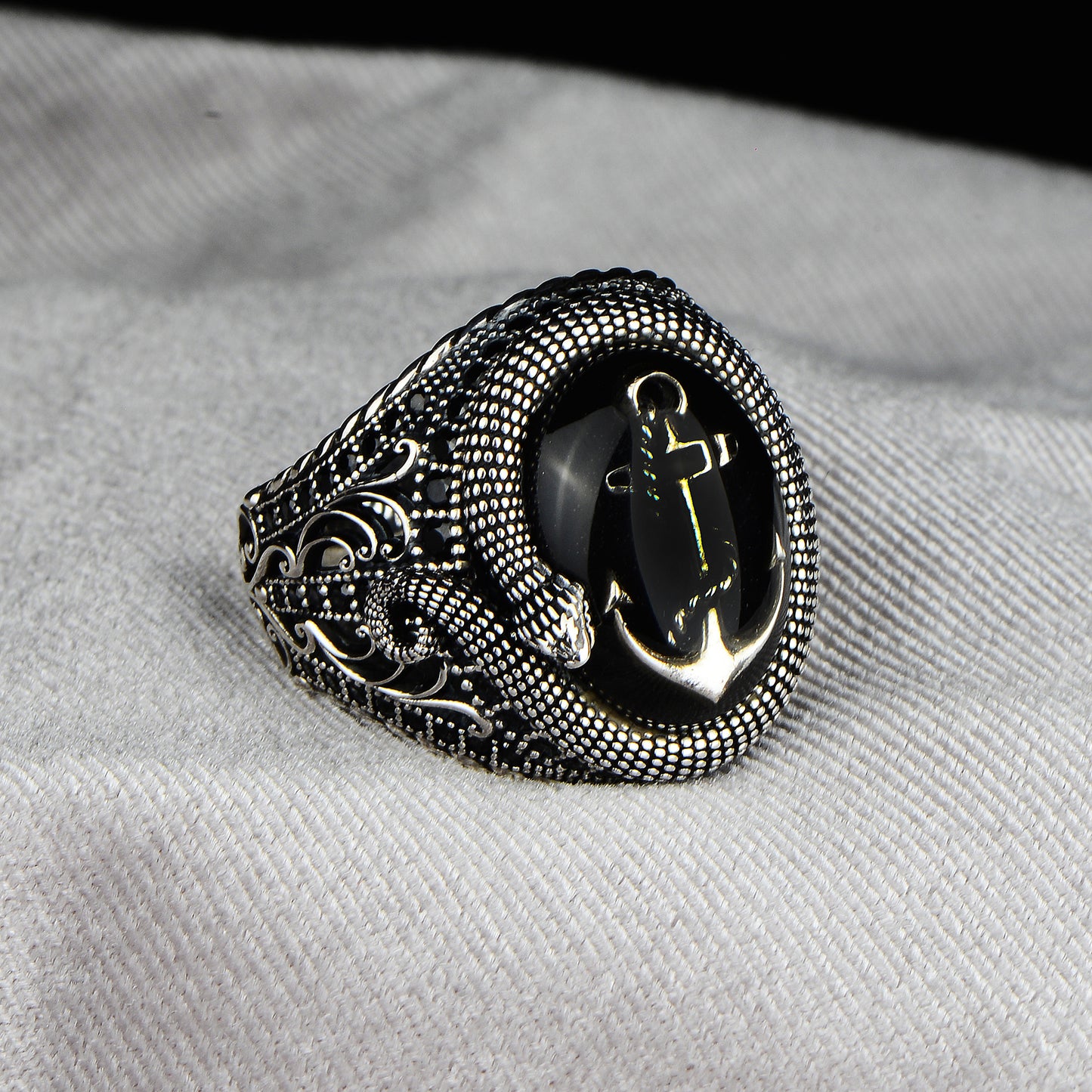 Silver Onyx Stone Anchor Model Ring