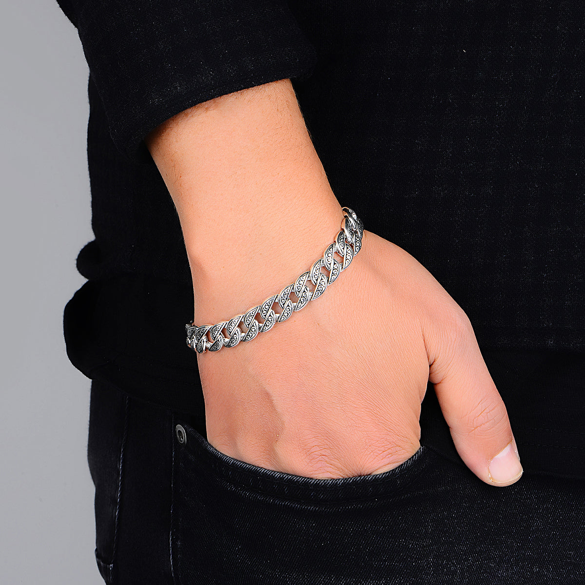 Silbernes handgefertigtes Gourmet-Kettenarmband