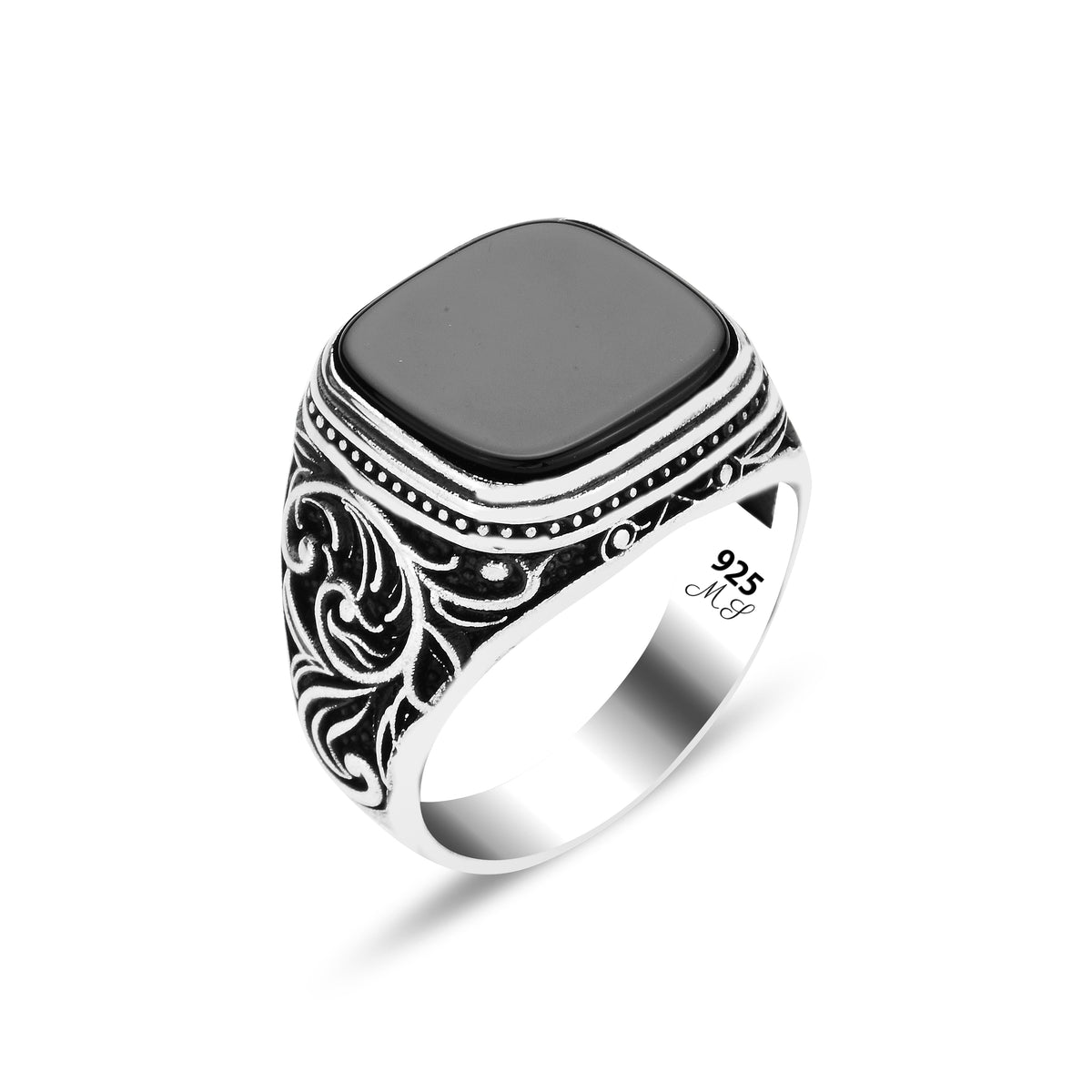 Anillo minimalista de ónix negro cuadrado para hombre
