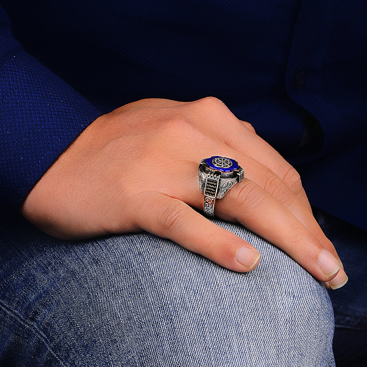 Silberner handgefertigter Lapis-Ring im Ruder-Stil