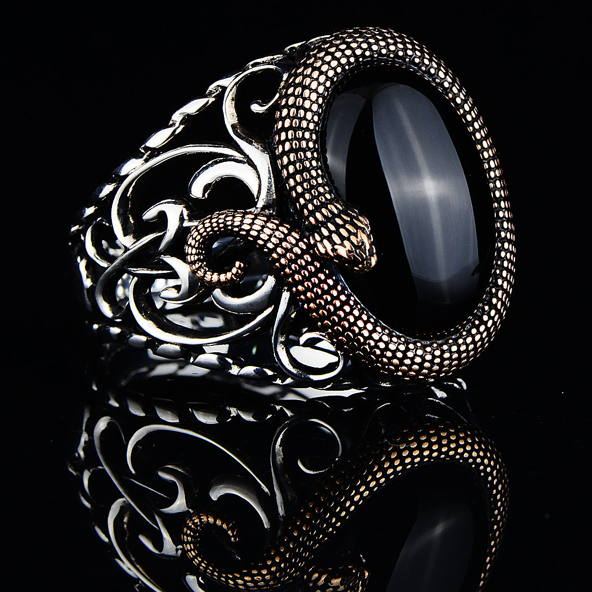 Silver Snake Model Onyx Stone Ring