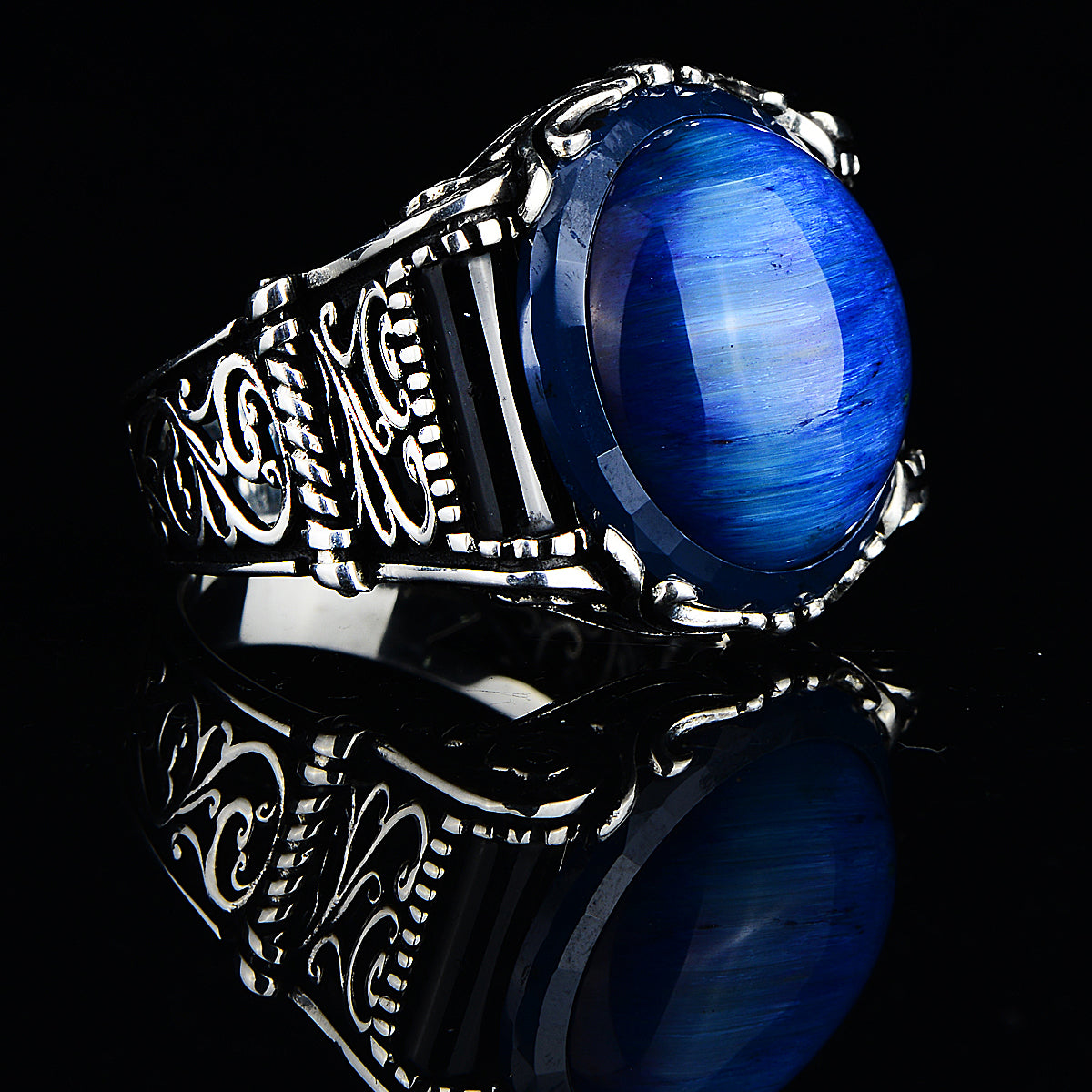 Runder Silberring mit blauem Tigerauge für Männer