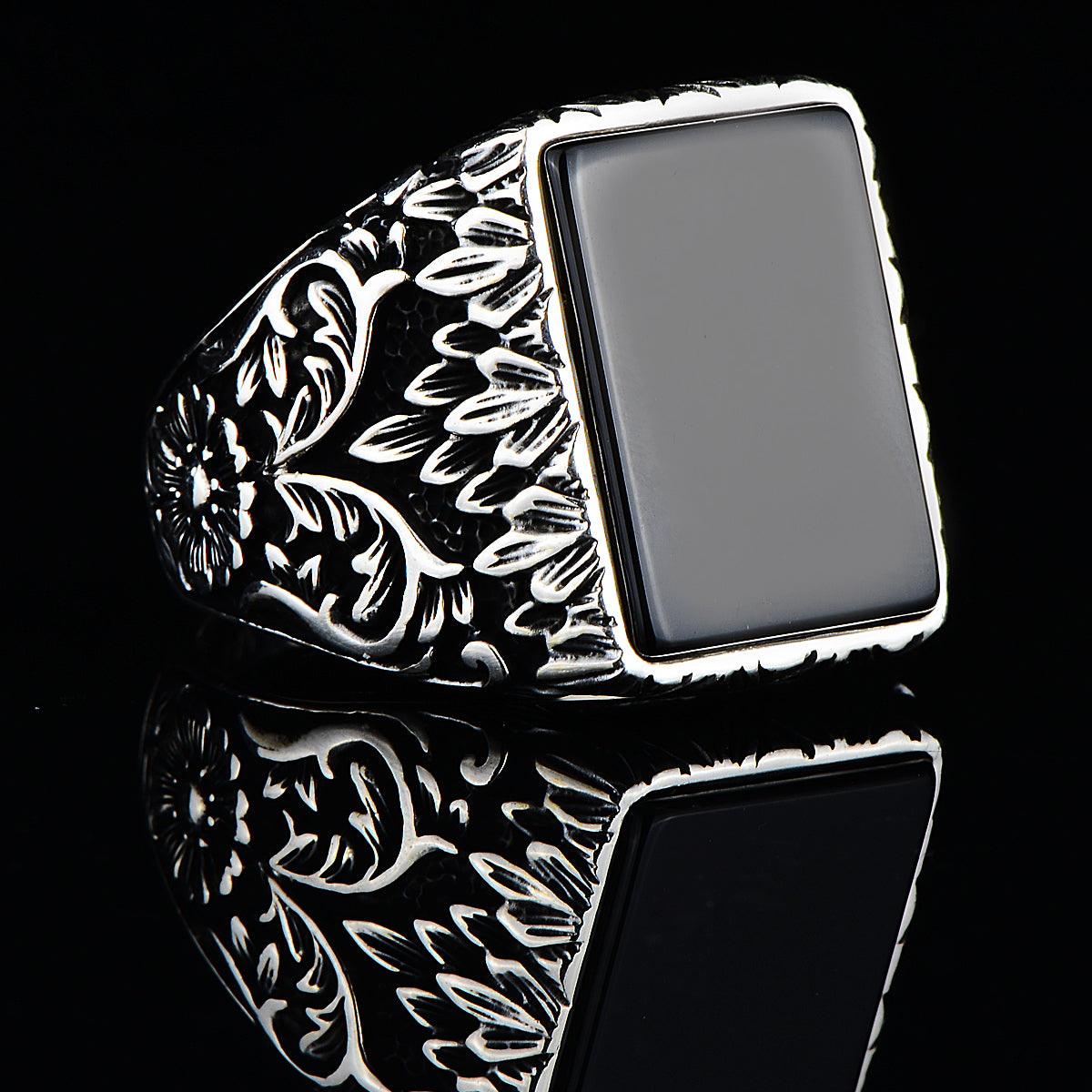 Men Silver Engraved Natural Onyx Gemstone Ring