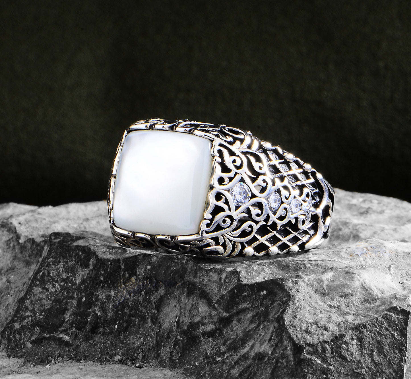 Silver Minimal Square Mother Of Pearl Vintage Ring