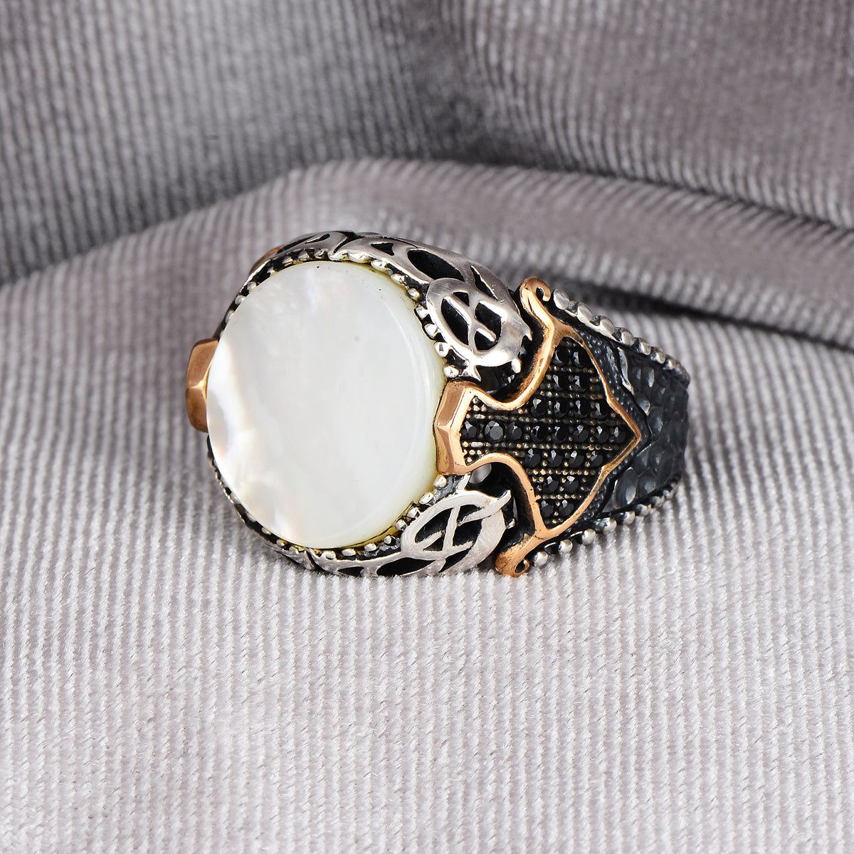 Silver Handmade Round Mother Of Pearl Ring
