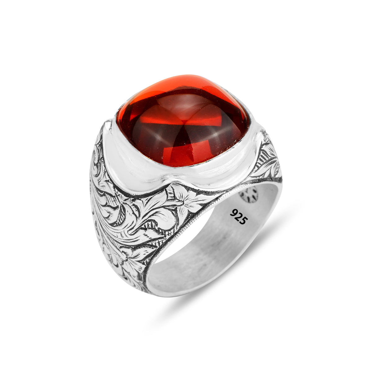 Handgemachter Herrenring mit Rubinsteingravur