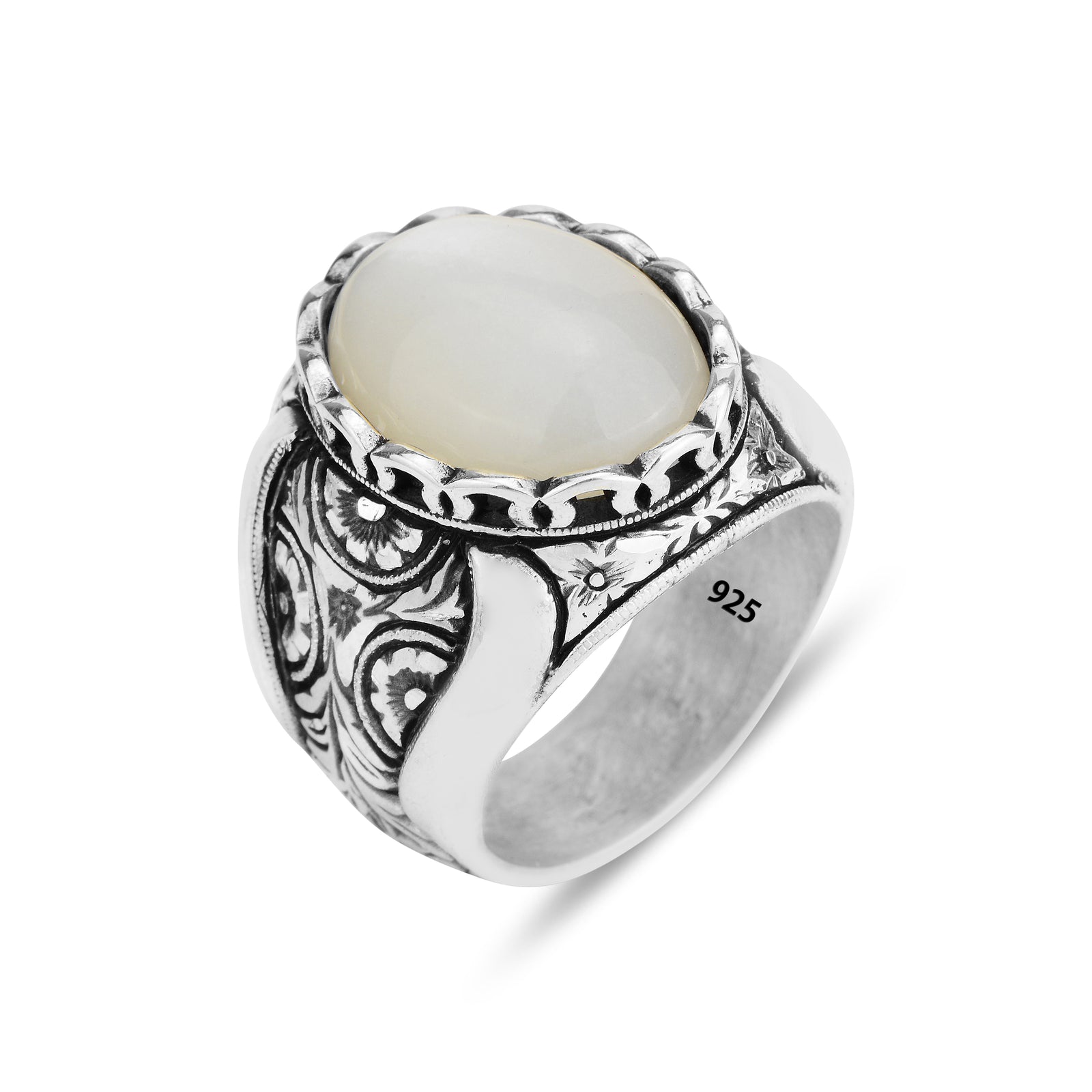 Anillo de hombre de plata hecho a mano con piedra lunar natural