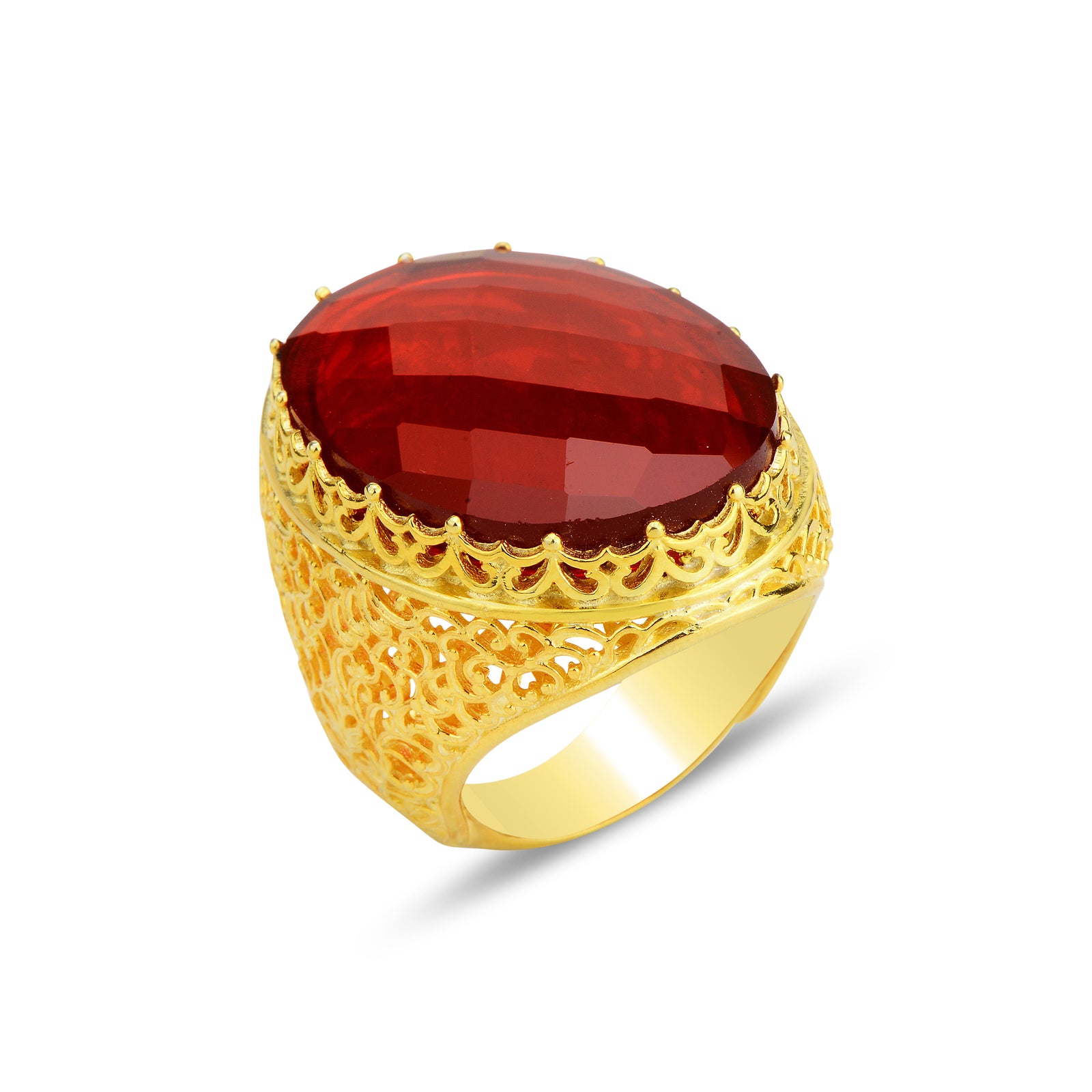 Anillo de hombre con piedra de rubí grande chapado en oro hecho a mano