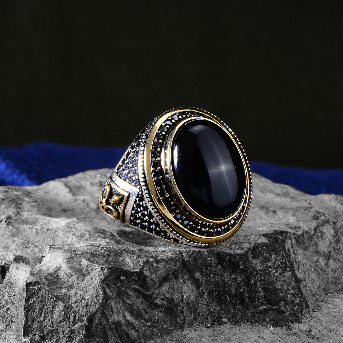 Men Handmade Micro Stone Oval Onyx Ring