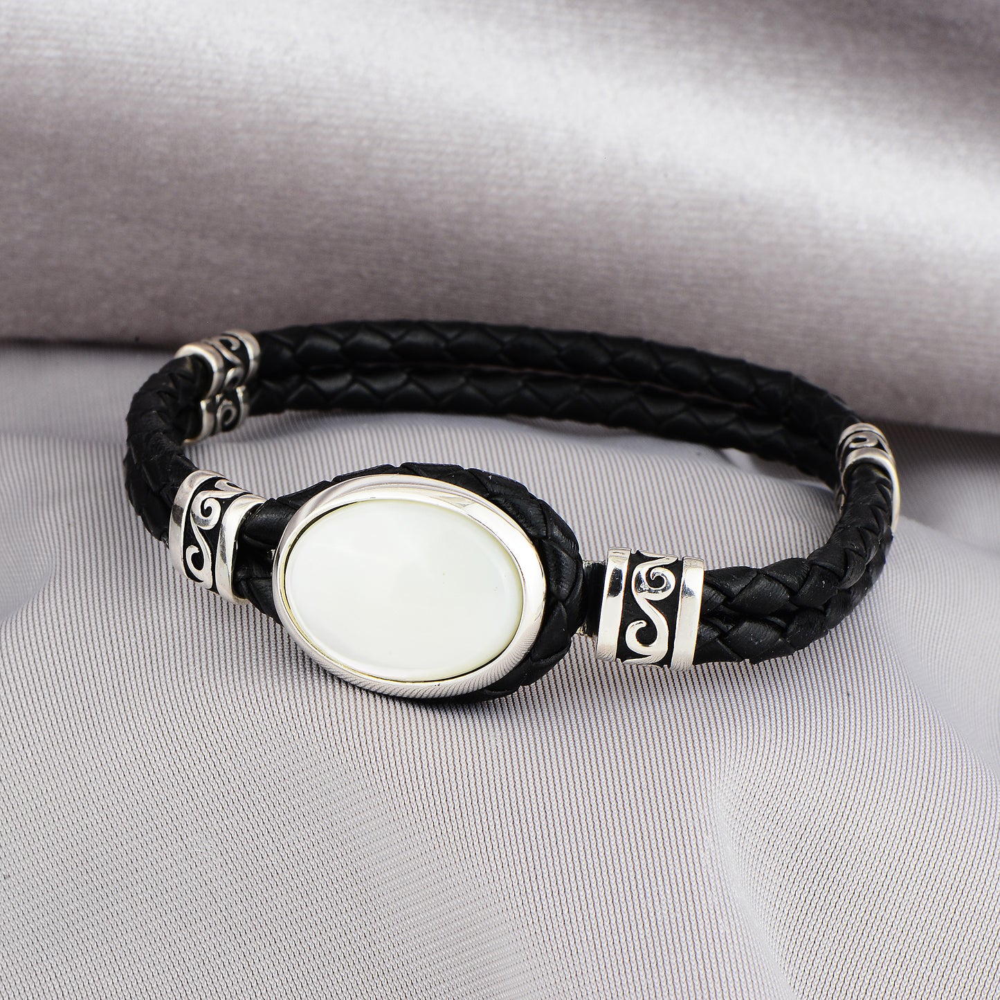 Silver Handmade Pearl Stone Leather Bracelet