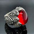 Anillo de rubí rojo grabado a mano para hombre