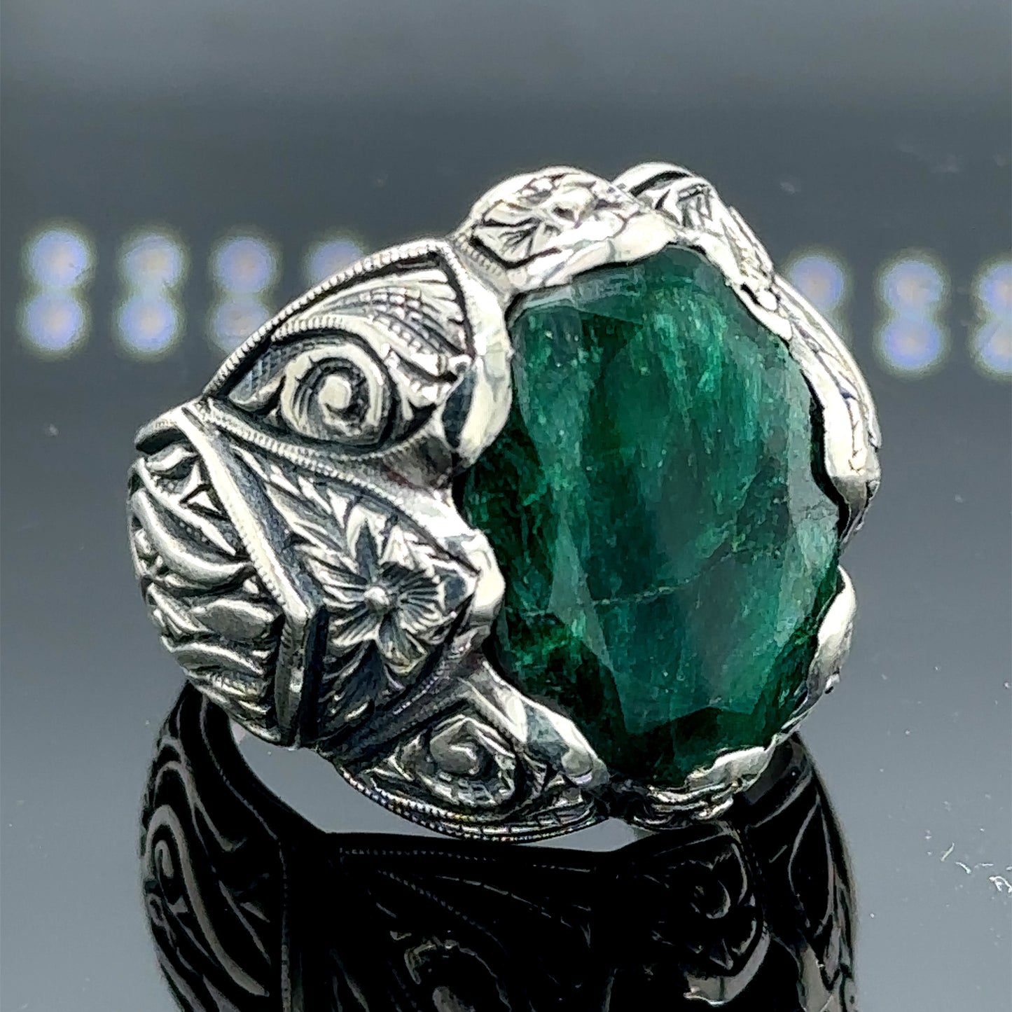 Men Silver Emerald Gemstone Engraved Handmade Ring