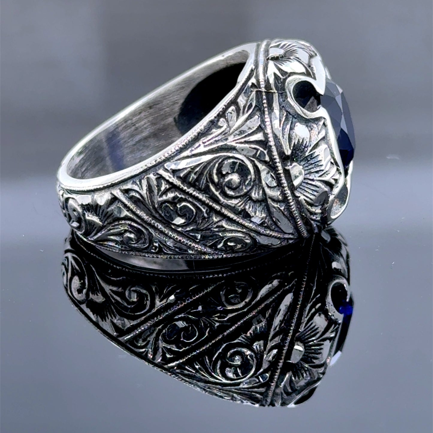 925k Silver Men Hand Engraved Blue Sapphire Gemstone Silver Ring