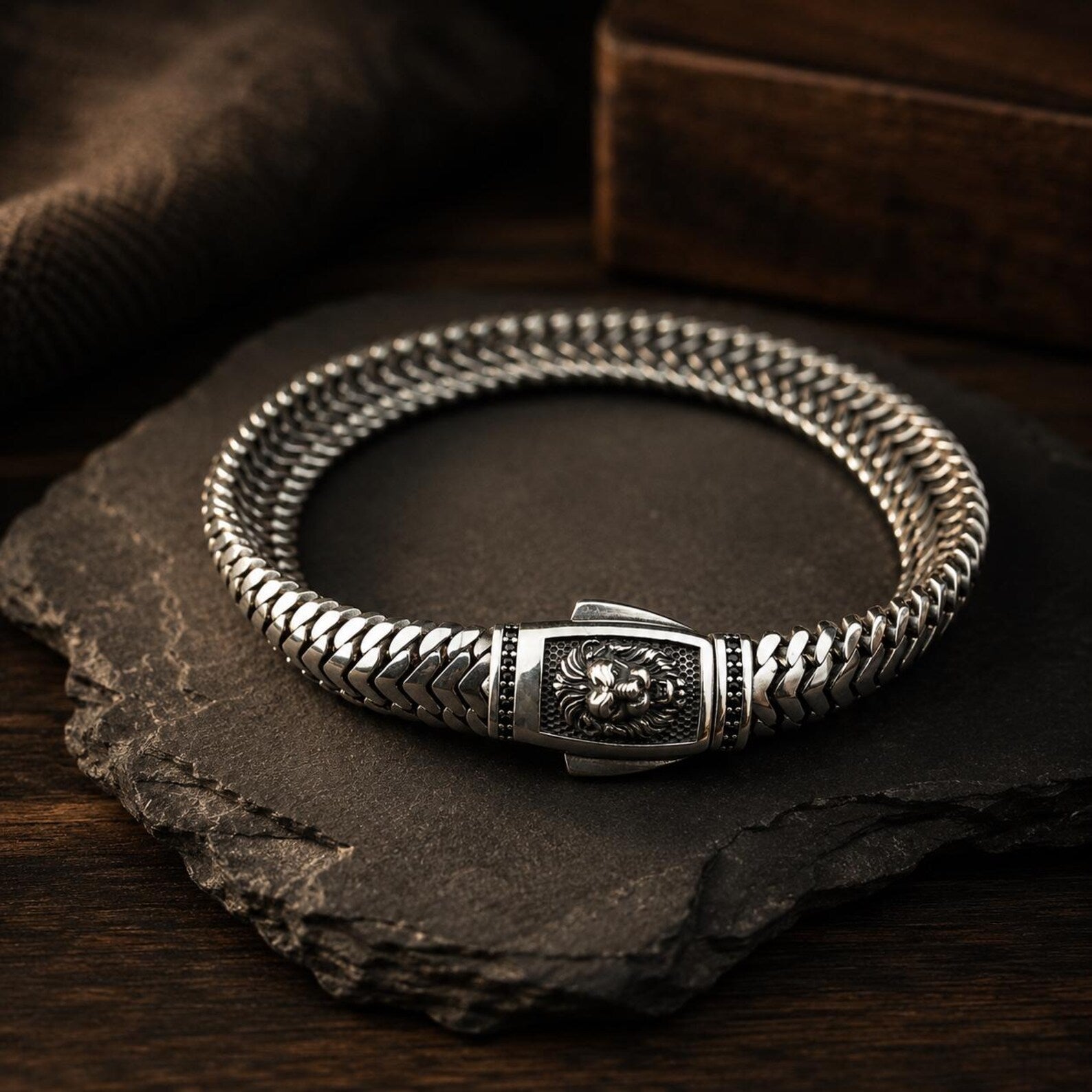 925 Sterling Silver 10MM Onyx Lion Chain Bracelet