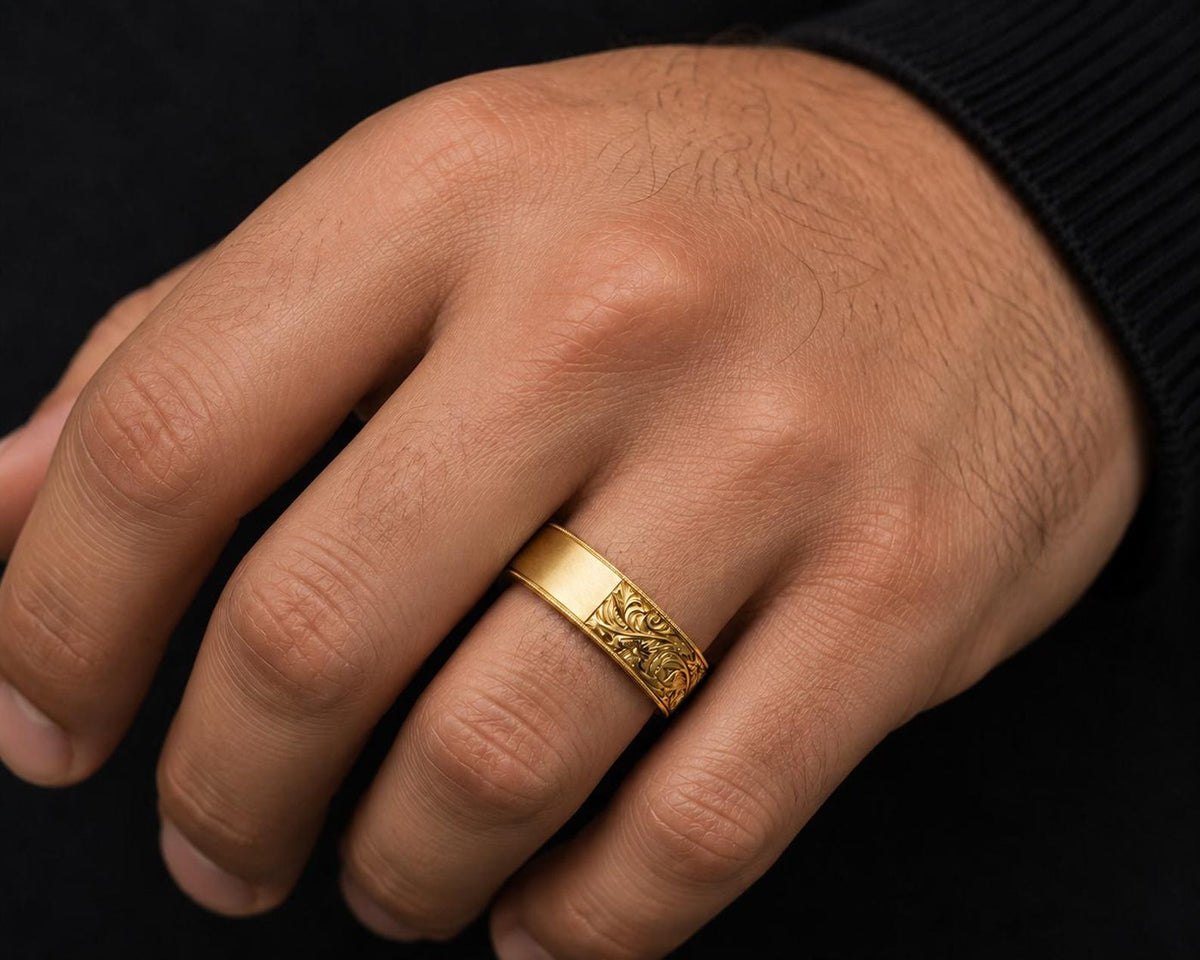 Hand Engraved Gold Floral Band Ring, 18K Gold Wedding Band Ring