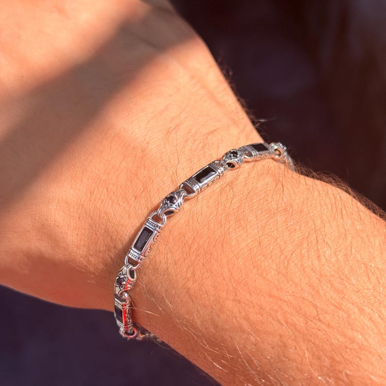 Men Silver Black Onyx Hand-Engraved Byzantine Chain Bracelet