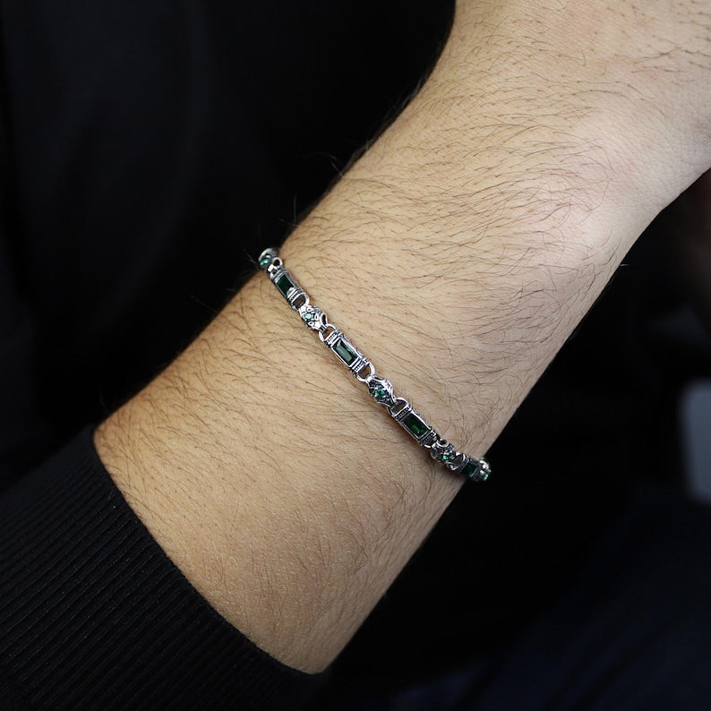 925 Silver Emerald Stone Engraved Link Chain Bracelet