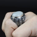 Anillo turco para hombre hecho a mano de plata de ley 925 con piedra lunar arcoíris natural.