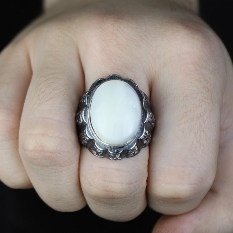 925 Silver Mother Of Pearl Signet Engraved Pearl Ring