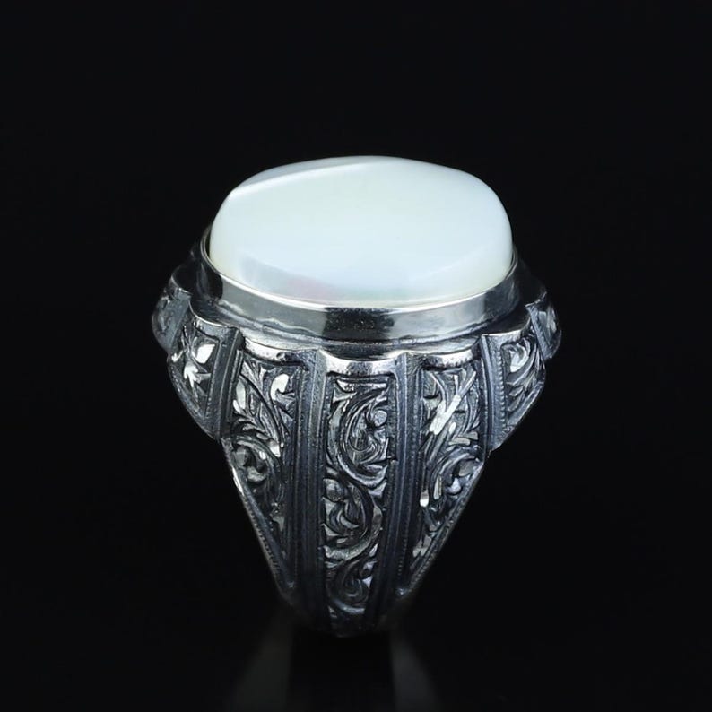 925 Silver Mother Of Pearl Signet Engraved Pearl Ring