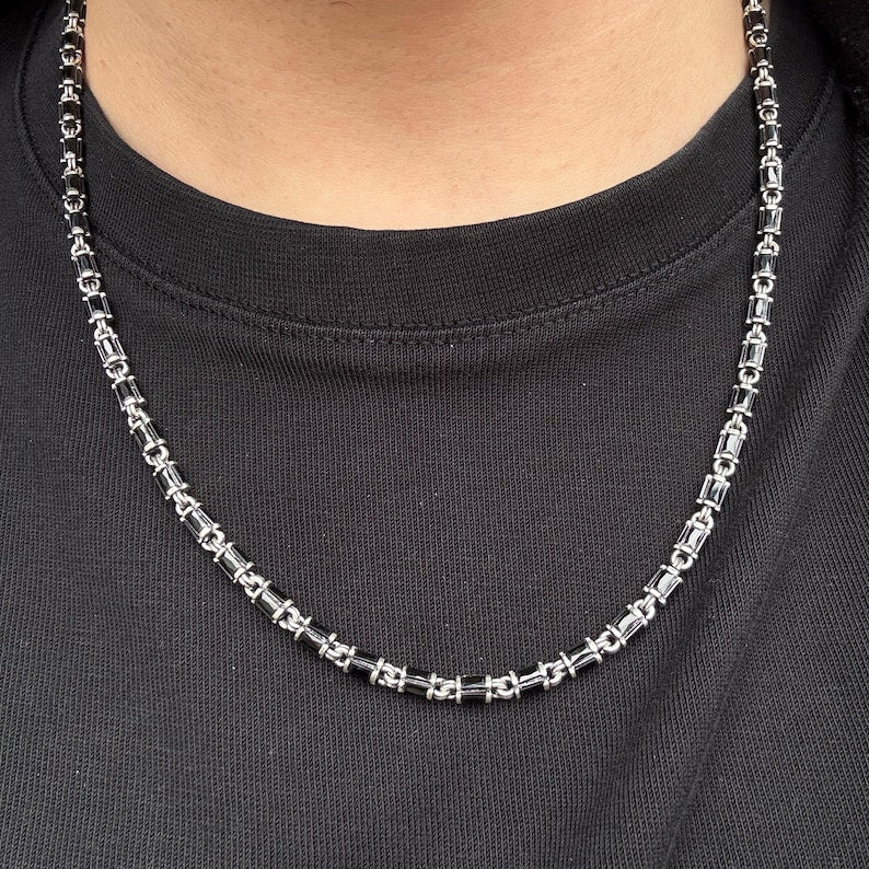 Halskette aus 925er Sterlingsilber mit Onyx-Edelstein