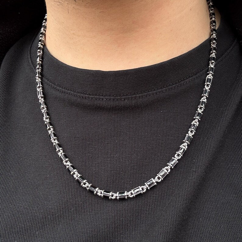 Halskette aus 925er Sterlingsilber mit Onyx-Edelstein