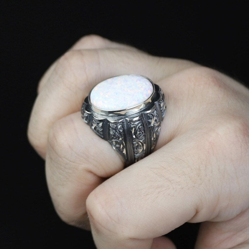 Anillo de plata de ley 925 hecho a mano con gema de ópalo blanco fuego para hombre