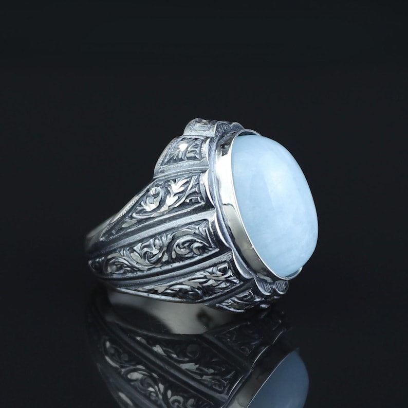 Anillo de plata de ley 925 hecho a mano para hombre con piedra aguamarina natural.
