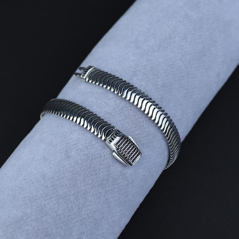 925 Sterling Silver Onyx Gemstone Chain Snake Bracelet