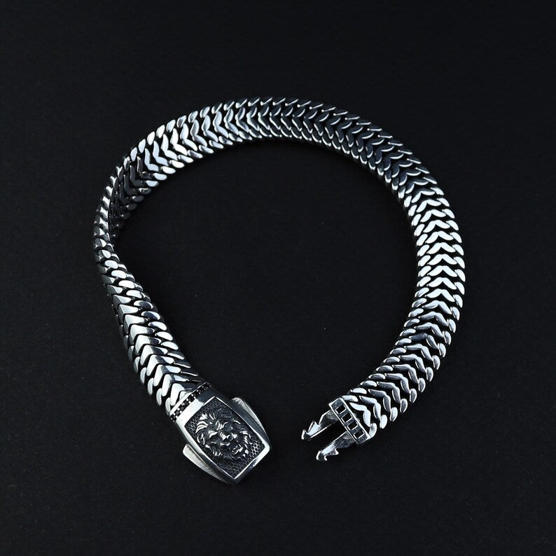 925 Sterling Silver 10MM Onyx Lion Chain Bracelet