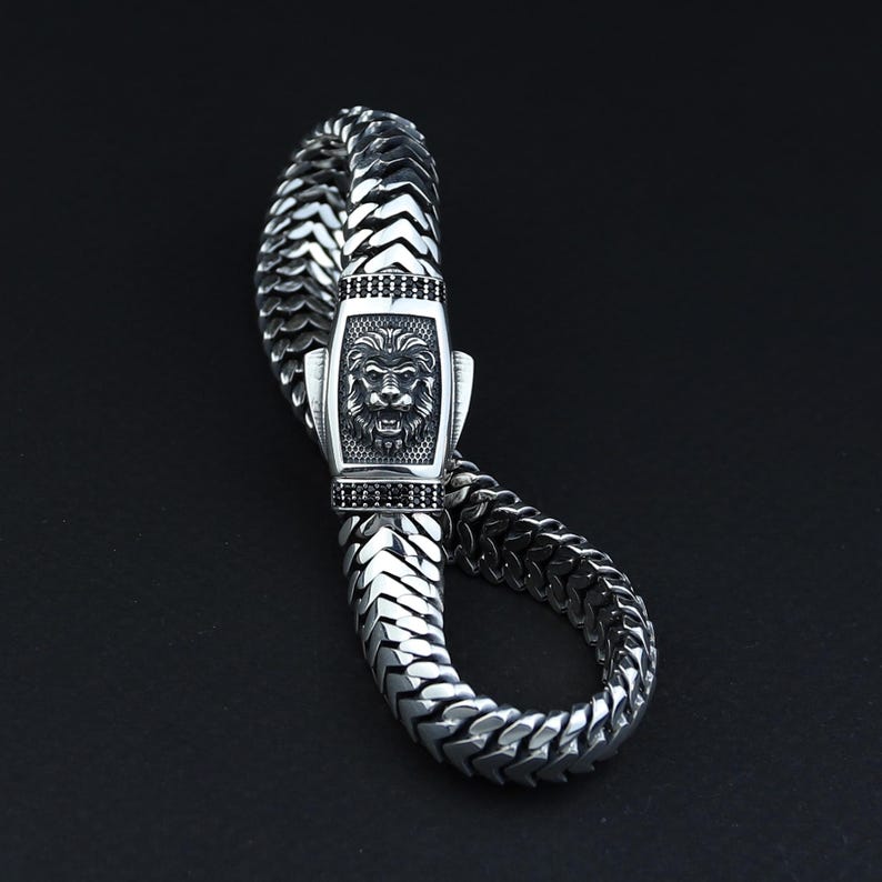 925 Silver Polished Lion Chain 10MM Elegant Men Chain Bracelet